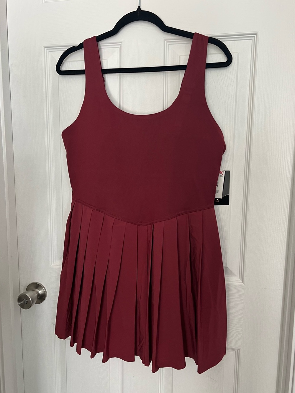 Danskin Pleated Court Dress | Cherry Cola | XL | NWT